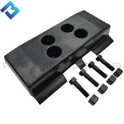 El número de pieza del calzado para pavimentadores de asfalto es AED0192