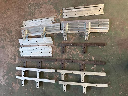 Rodas de calefacción AB220-3TV Kit de placas de tornillo 2342131 para piezas de repuesto de pavimentadores de asfalto