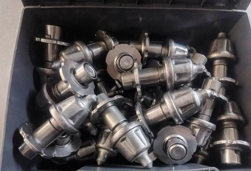 Último BNT6-22 Picador de fresado 2493524 Picador resistente al agua 6-22 Dientes de fresado para piezas de repuesto de fresadoras de carreteras